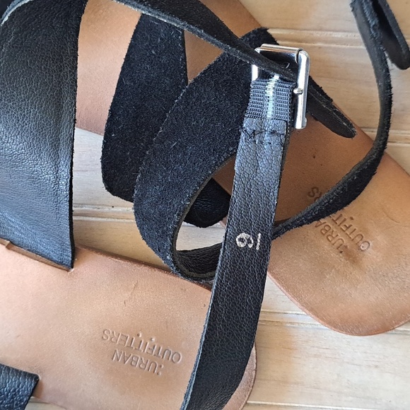 Urban Outfitter Suede Leather Wrap Ankle Strap Boho Flat Everyday Sandals - Picture 7 of 9